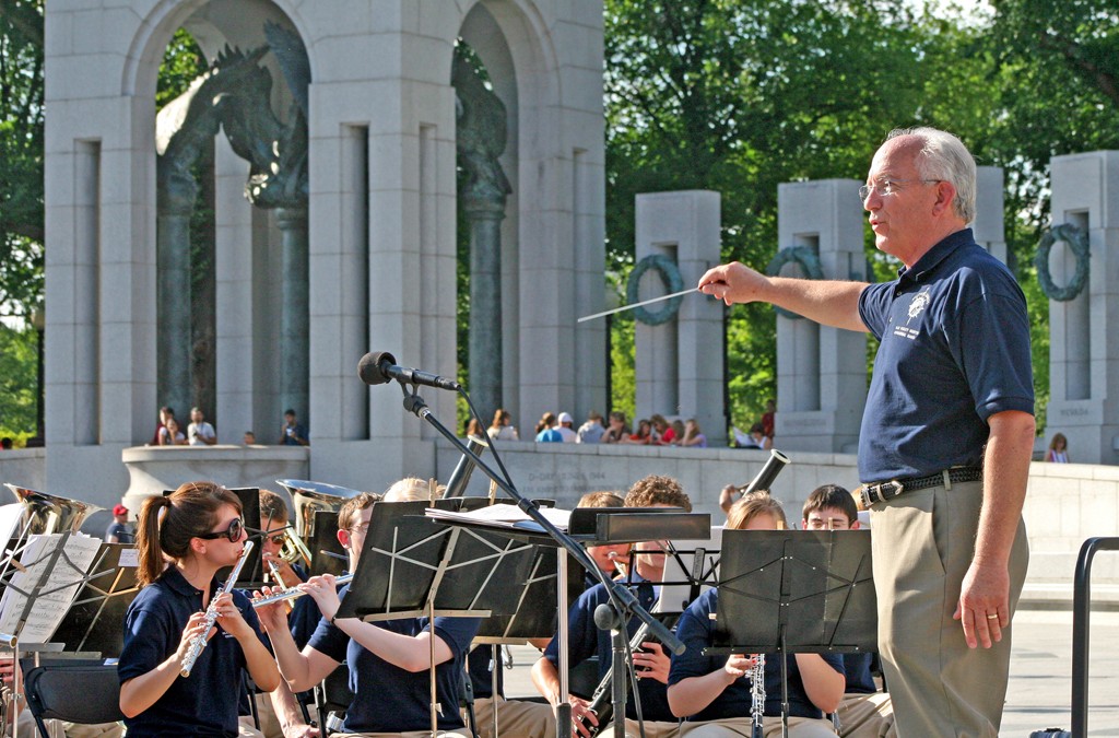 Blue Valley North Symphonic Band Commemorate the 65th Anniversary of D-Day in Washington, D.C.