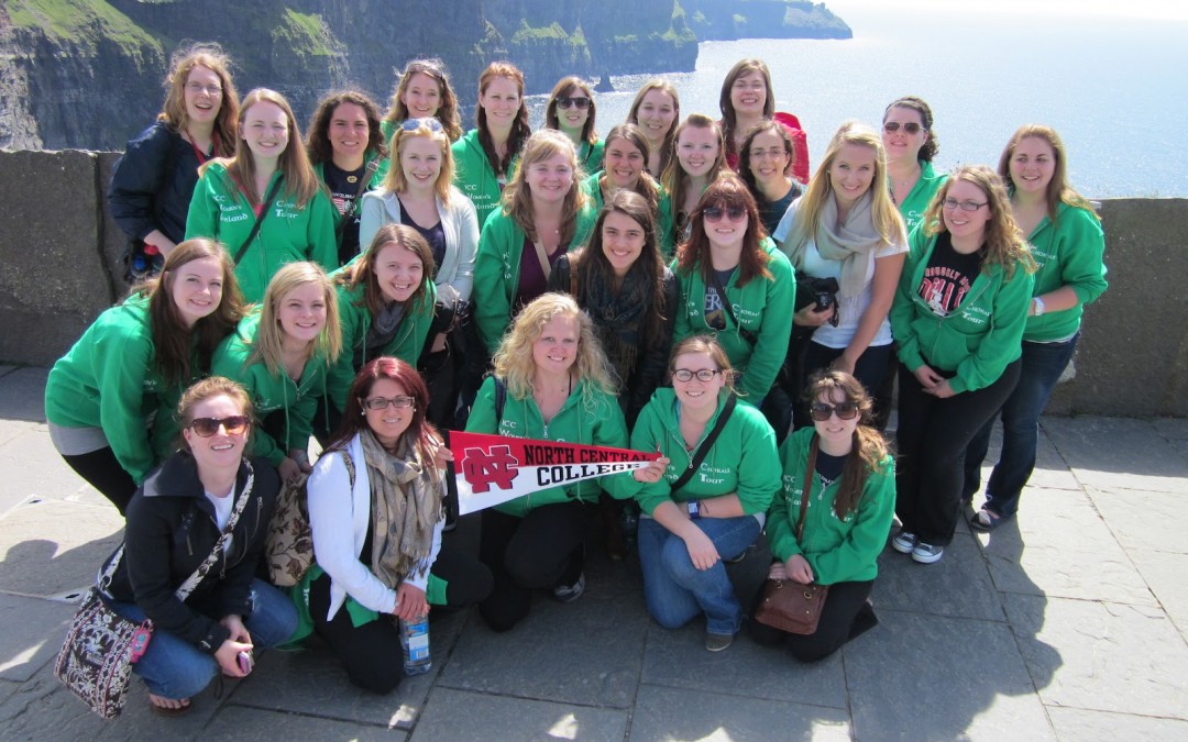 North Central College Women’s Chorale Tours the Emerald Isle