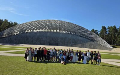 Grant High School Choir tours the Baltics