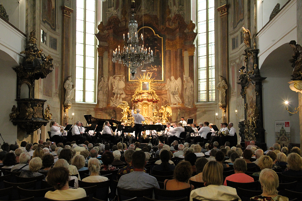 The Baltimore Symphonic Band Tours Europe