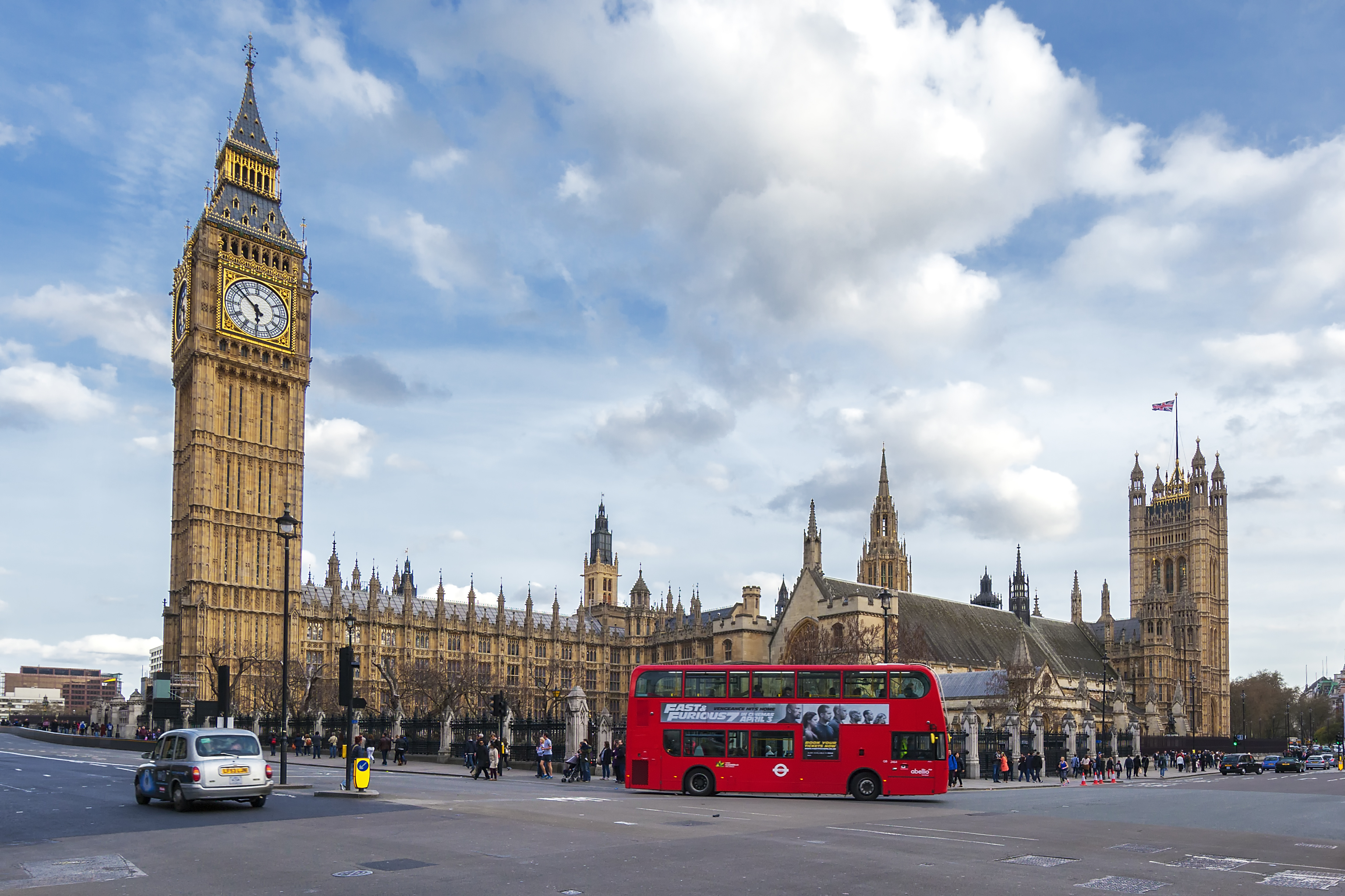 Big Ben And Bus - Music Celebrations